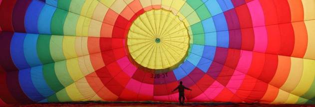 Photo of the Day! Windows UWP screenshot